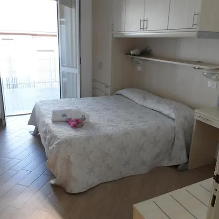 Selene Hotel 3*